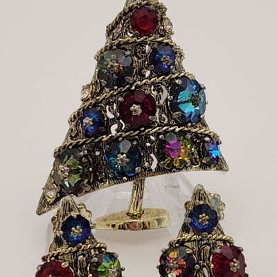 Sale Photo Thumbnail #220: Weiss Sugarplum Rhinestone Christmas Tree Set
