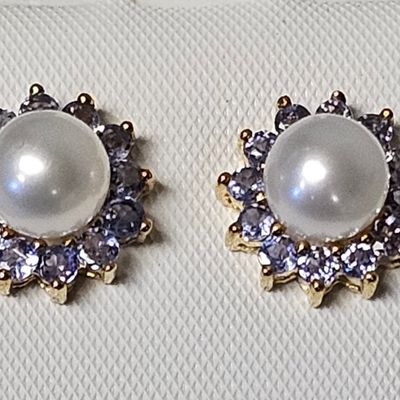 Sale Photo Thumbnail #191: 10K  Pearl & Tanzanite Stud Earrings .95CTW