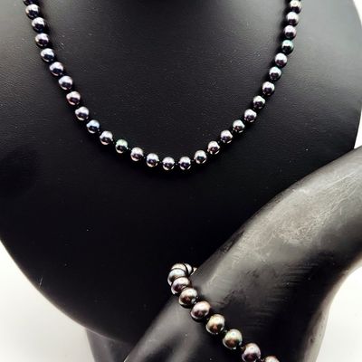 Sale Photo Thumbnail #360: Cultured Pearl Necklace & Bracelet 14K Clasps