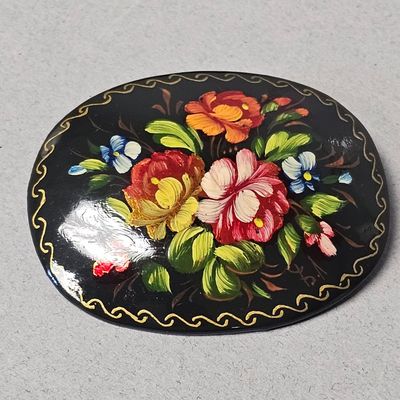 Sale Photo Thumbnail #435: Zhostovo Russian Hand Painted Lacquer Floral Brooch