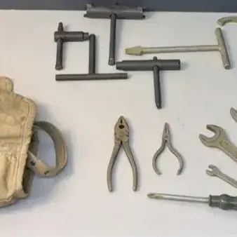 "Tool Arrangement in the Bag for Servicing the O" System" 