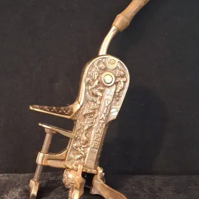Rogar Counter-Mount Vintage Style Corkscrew
