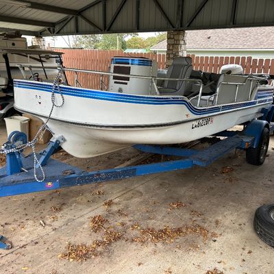 Sale Photo Thumbnail #294: Deck boat