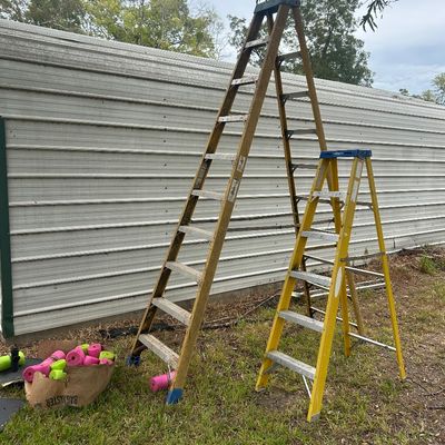 Sale Photo Thumbnail #175: Ladders