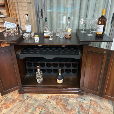 Sale Photo Thumbnail #22: Bar