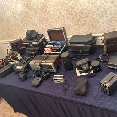 Sale Photo Thumbnail #99: Cameras