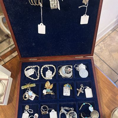 Sale Photo Thumbnail #127: Jewelry