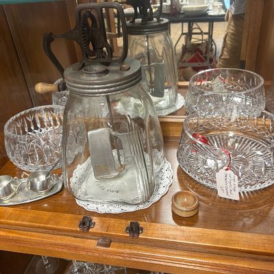 Sale Photo Thumbnail #45: Daisy churn