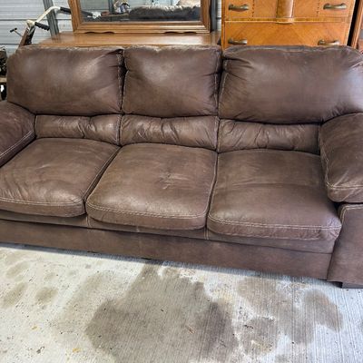 Sale Photo Thumbnail #187: Leather sofa