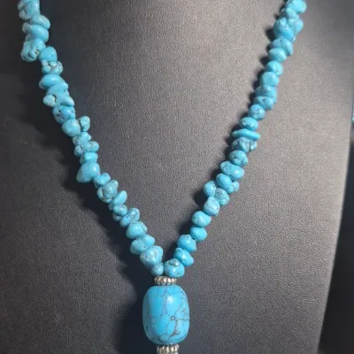 Have one tVintage Sky Blue Art Glass Beaded Necklace Pullover 24" & barrel Necklace set w/ earrings