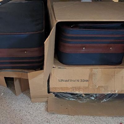 Sale Photo Thumbnail #76