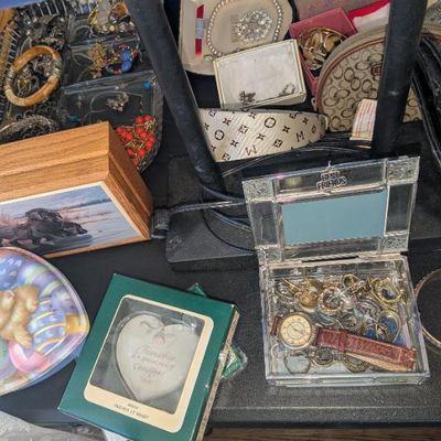 Sale Photo Thumbnail #149