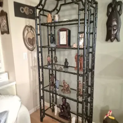Sale Photo Thumbnail #19: Glass shelf