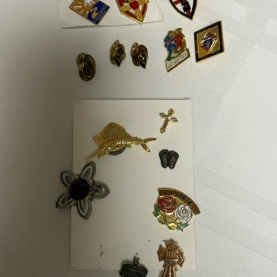 Assorted Vintage Lapel Pins and Brooches