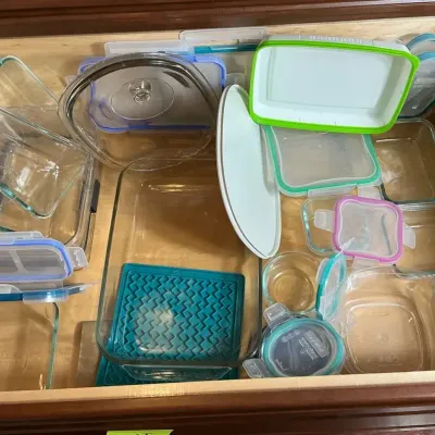 Pyrex Glass Bakeware & Food Storage Lot