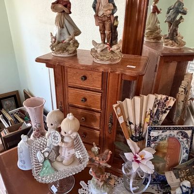 Sale Photo Thumbnail #264