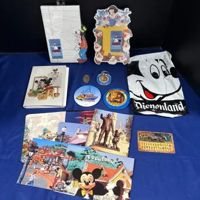 Disney Memorabilia - Postcards, Pins, Cards, Pressed Penny, Notepads, Disneyland, Mickey Mouse