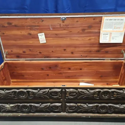 Lane Chest With Black Bench Top And Opening Lid For Storage