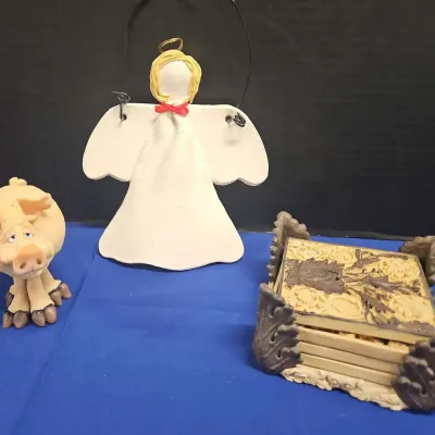 Vintage Home Decor - Douglas Penelope The Pig Bobble Head, Ceramic Holiday Angel, Square Coaster Set