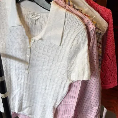 6 Women’s Tops - M/L, Petite Sophisticate, Westbound, Adrianna Papell, Cyrus