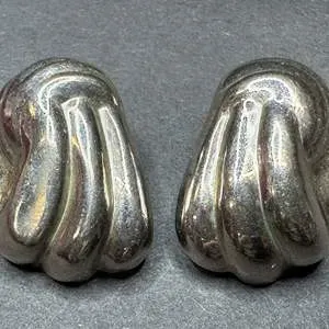 Sale Photo Thumbnail #19