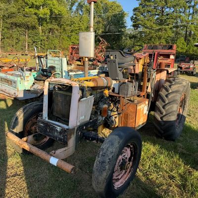Sale Photo Thumbnail #18: Featured heavy equipment, tractors, machinery and additional equipment from the T.J. Bruck Estate Online Auction in Perryville, Arkansas. Take a look at the auction catalog for complete lot details, additional photos and bidding information.