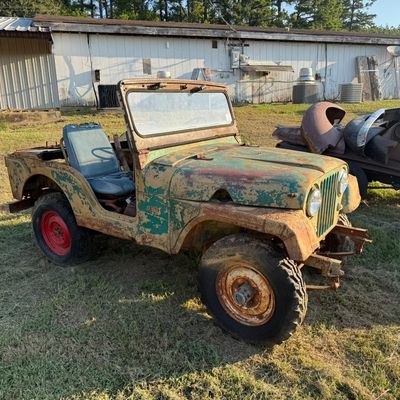 Sale Photo Thumbnail #27: Featured heavy equipment, tractors, machinery and additional equipment from the T.J. Bruck Estate Online Auction in Perryville, Arkansas. Take a look at the auction catalog for complete lot details, additional photos and bidding information.