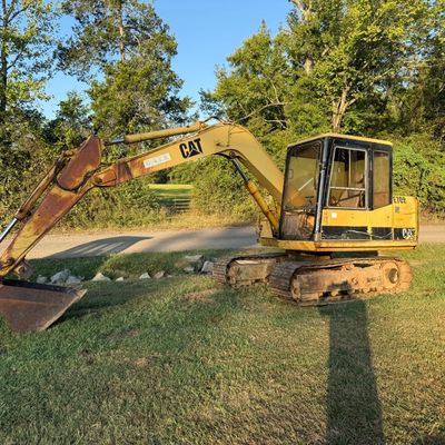 Sale Photo Thumbnail #6: Featured heavy equipment, tractors, machinery and additional equipment from the T.J. Bruck Estate Online Auction in Perryville, Arkansas. Take a look at the auction catalog for complete lot details, additional photos and bidding information.