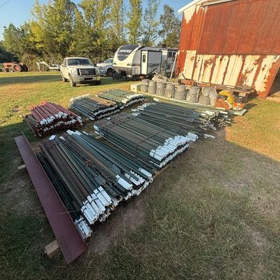 Sale Photo Thumbnail #44: Featured heavy equipment, tractors, machinery and additional equipment from the T.J. Bruck Estate Online Auction in Perryville, Arkansas. Take a look at the auction catalog for complete lot details, additional photos and bidding information.