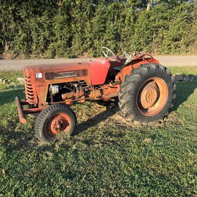 Sale Photo Thumbnail #4: Featured heavy equipment, tractors, machinery and additional equipment from the T.J. Bruck Estate Online Auction in Perryville, Arkansas. Take a look at the auction catalog for complete lot details, additional photos and bidding information.