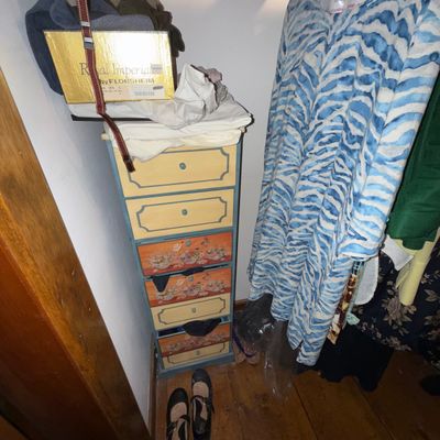 Sale Photo Thumbnail #332