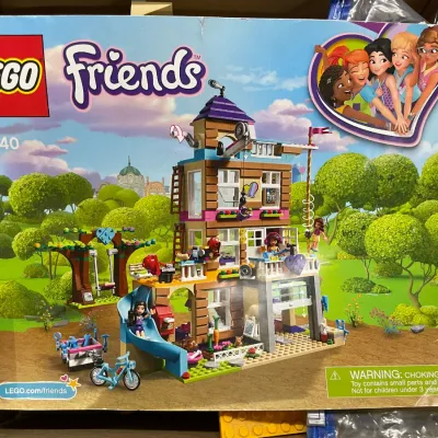 LEGO Friends Friendship House instruction manual, set number 41340, showing some wear along the edges.
