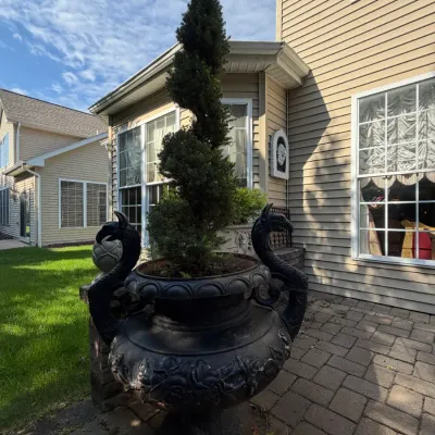 Sale Photo Thumbnail #195