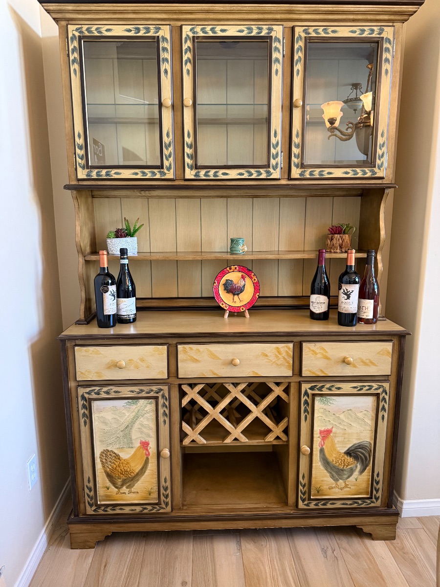 Cute Sale By TLC ESTATE SALE LADIES