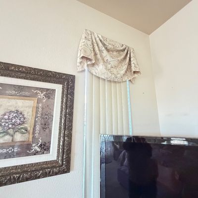 Sale Photo Thumbnail #318