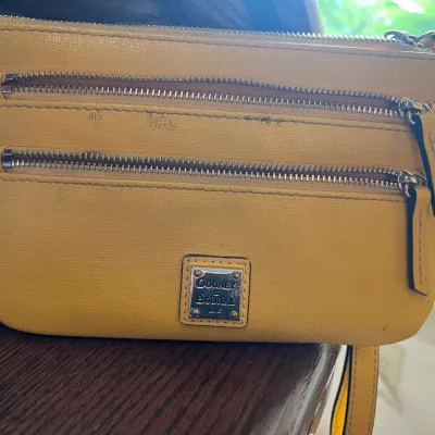 Dooney & Bourke Bag