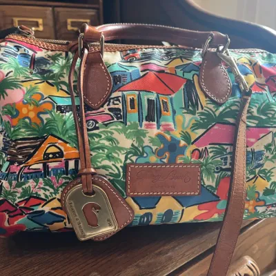 Dooney & Bourke Bag