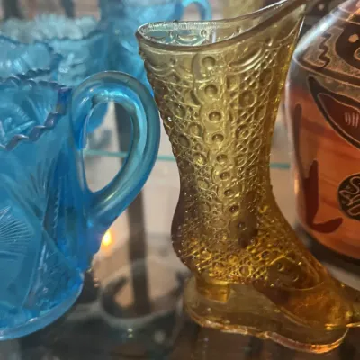 blue glasses & Gold glass boot