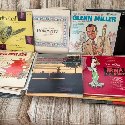 Sale Photo Thumbnail #126
