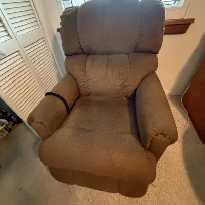 Sale Photo Thumbnail #145
