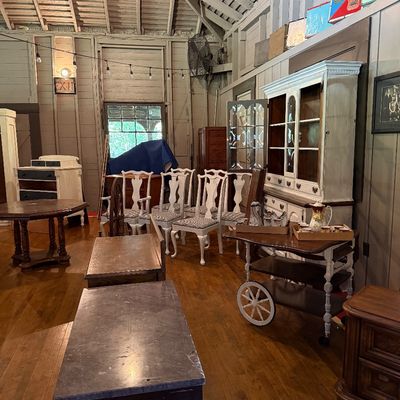 Pennsylvania, House table and chairs, Hutch, and serving cart