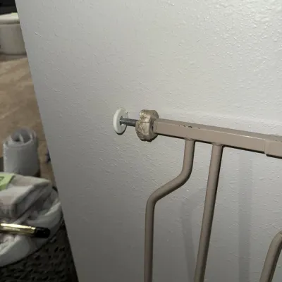 Sale Photo Thumbnail #692: Gates may be missing brackets? See photos for details