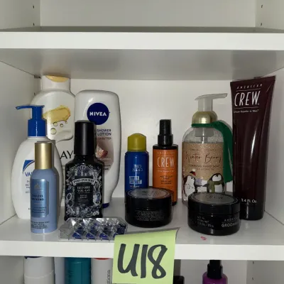 Sale Photo Thumbnail #63: Items are mostly full, some more than others