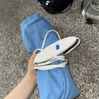 Sale Photo Thumbnail #52: Heated curlers, mirror, heating pad
