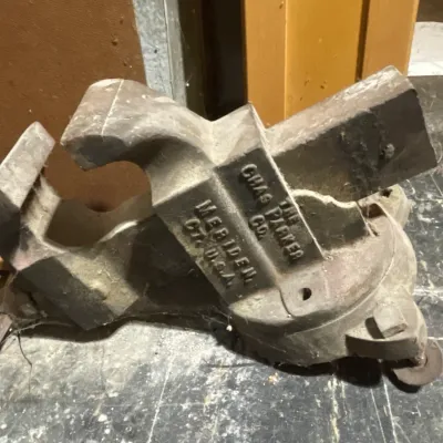 Sale Photo Thumbnail #195: HEAVY antique Chas. Parker Co. swivel bench vise