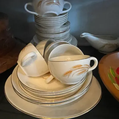 Sale Photo Thumbnail #115: Vintage Homer Laughlin "Golden Wheat" dish set