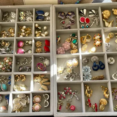 Sale Photo Thumbnail #213: Vintage clip-on costume earrings