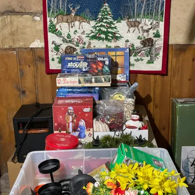 Sale Photo Thumbnail #172: A bit more Christmas