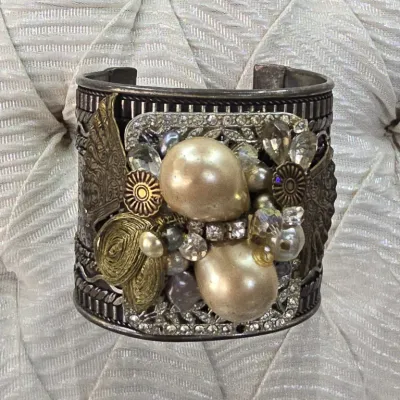 Sale Photo Thumbnail #251