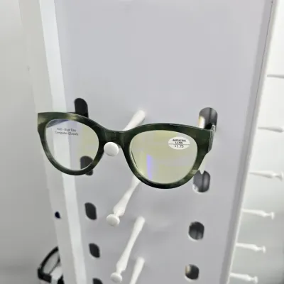 Sale Photo Thumbnail #698